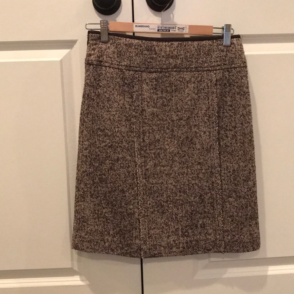Brown and cream tweed mid length skirt